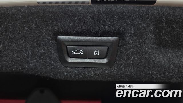 BMW 5-Series 2025 — photo 26