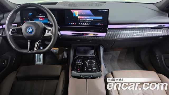BMW i5 2024 — photo 10