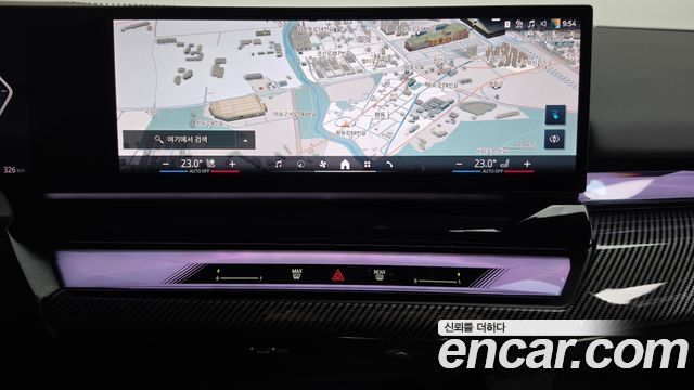 BMW i5 2024 — photo 18