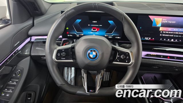 BMW i5 2024 — photo 19