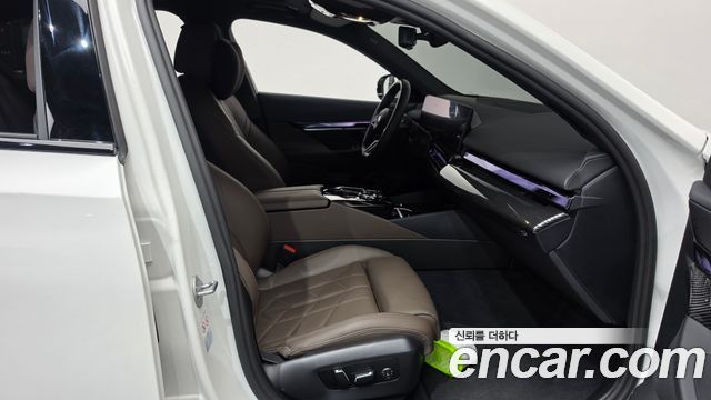 BMW i5 2024 — photo 16