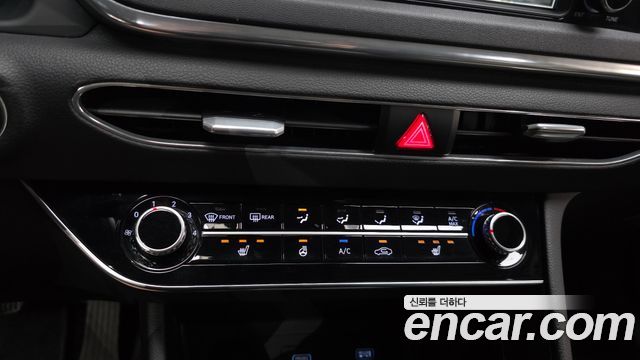 Hyundai Sonata 2020 — photo 17