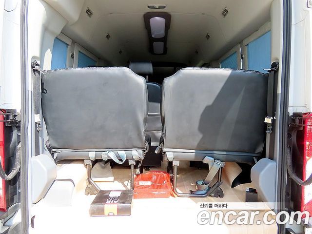 Ford Transit 2016 — photo 17