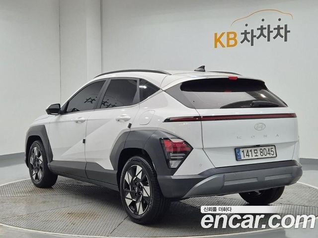 Hyundai Kona 2023 — photo 2