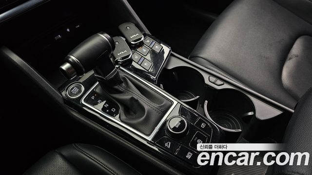 Kia Sportage 2022 — photo 12