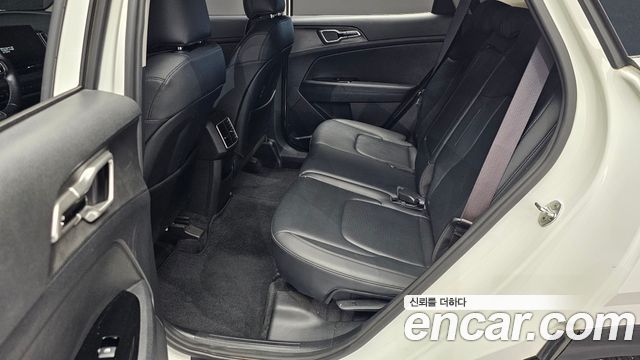 Kia Sportage 2022 — photo 18