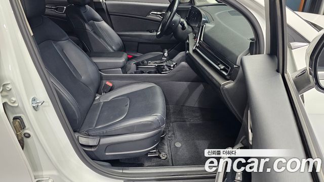 Kia Sportage 2022 — photo 16