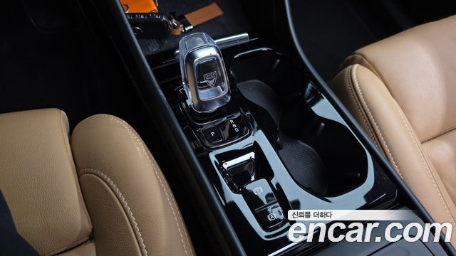Volvo XC40 2022 — photo 12