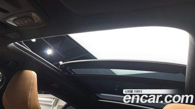 Volvo XC40 2022 — photo 23