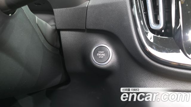 Volvo XC40 2022 — photo 30