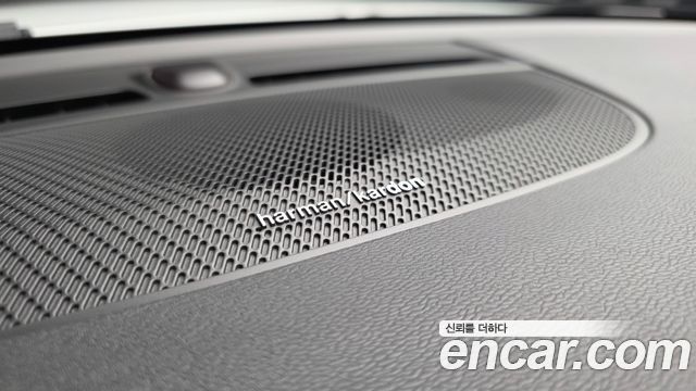 Volvo XC40 2022 — photo 35