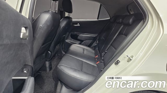 Kia morning 2018 — photo 11