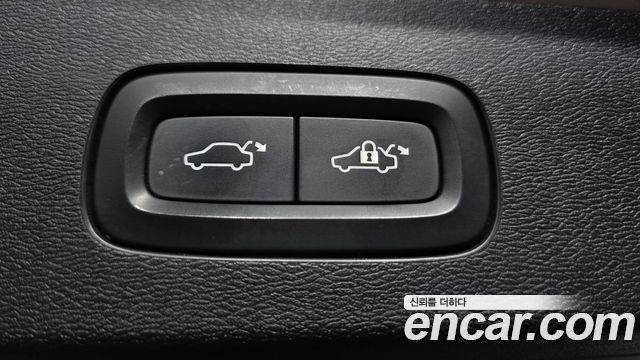 Volvo V60 2021 — photo 27