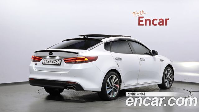 Kia K5 2017 — photo 2