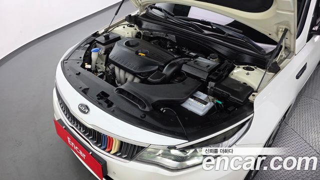 Kia K5 2017 — photo 6