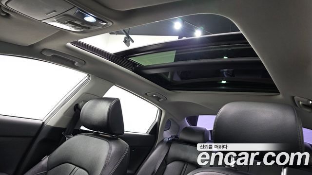 Kia K5 2017 — photo 19