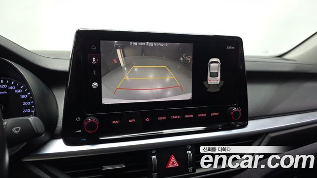 Kia K3 2022 — photo 15