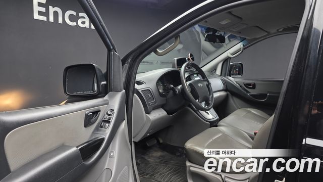 Hyundai Starex 2014 — photo 10