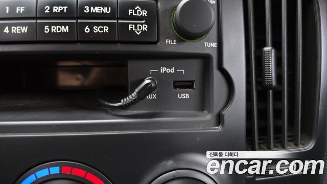 Hyundai Starex 2014 — photo 17