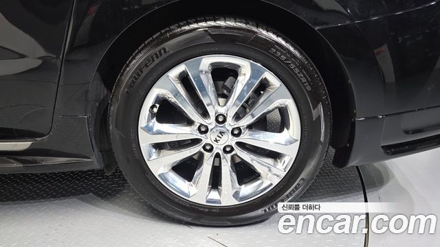 Kia Canival 2018 — photo 5
