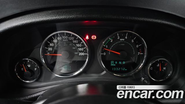 Jeep Wrangler 2017 — photo 8