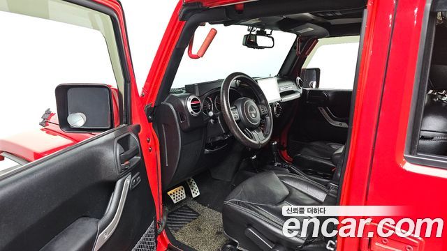 Jeep Wrangler 2017 — photo 10