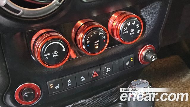 Jeep Wrangler 2017 — photo 14
