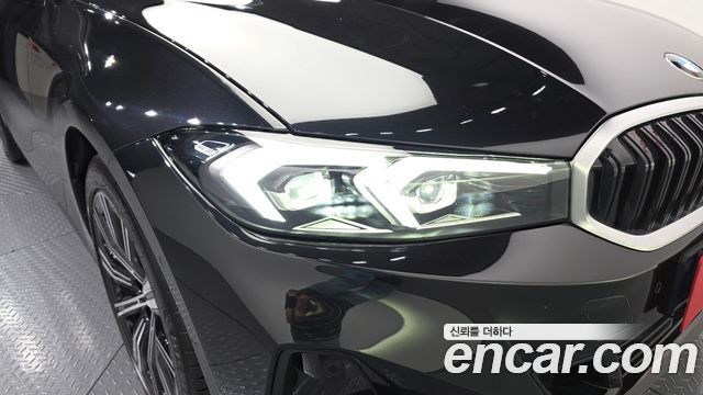 BMW 3-Series 2026 — photo 8
