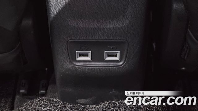 Peugeot 2008 2023 — photo 34
