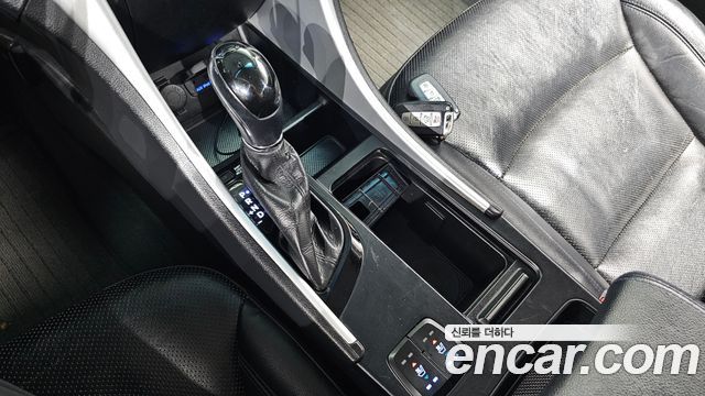 Hyundai Sonata 2014 — photo 12