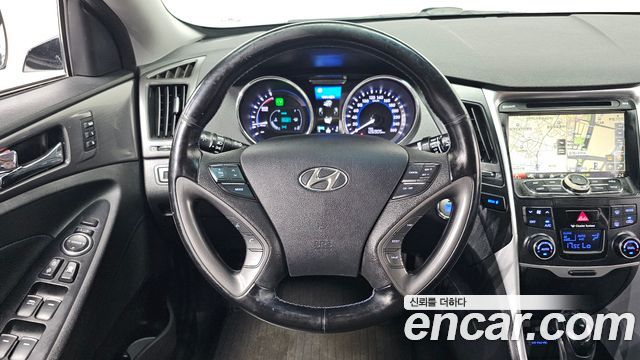Hyundai Sonata 2014 — photo 21