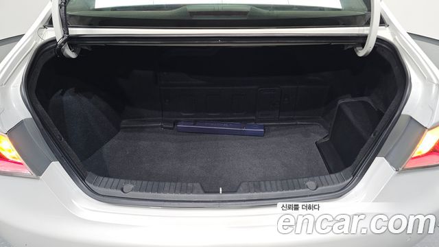 Hyundai Sonata 2014 — photo 25