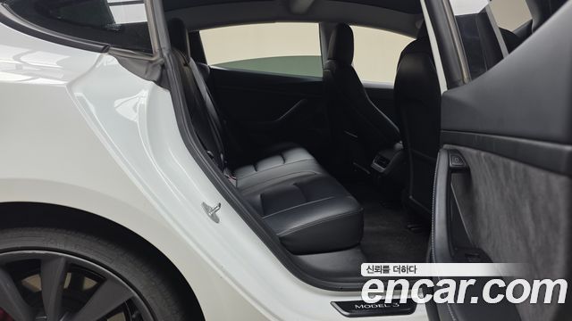 Tesla Model 3 2021 — photo 17