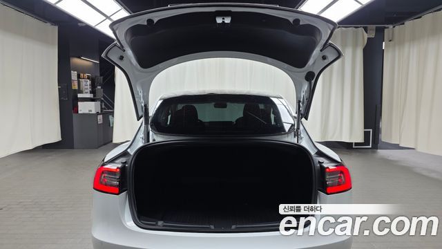 Tesla Model 3 2021 — photo 23