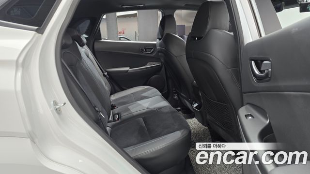 Hyundai Kona 2022 — photo 17