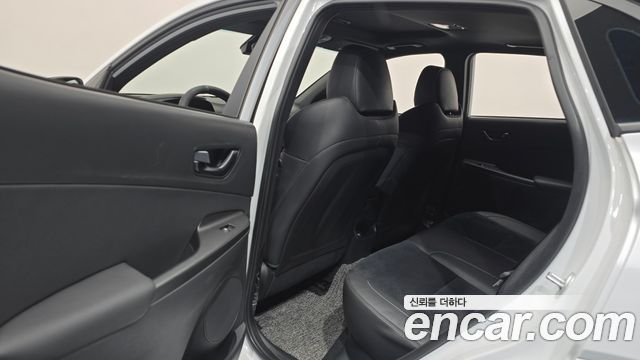Hyundai Kona 2022 — photo 29