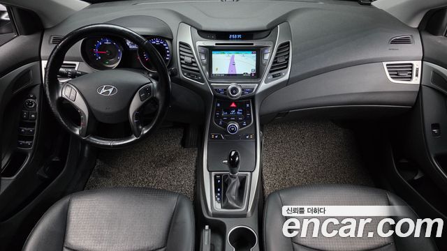 Hyundai AVANTE 2014 — photo 7