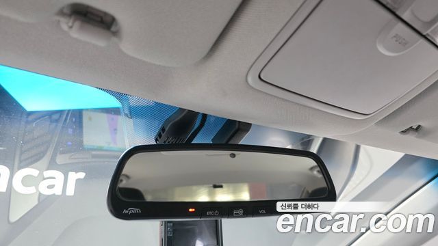 Hyundai AVANTE 2014 — photo 19