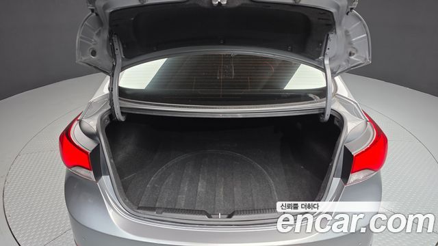 Hyundai AVANTE 2014 — photo 20