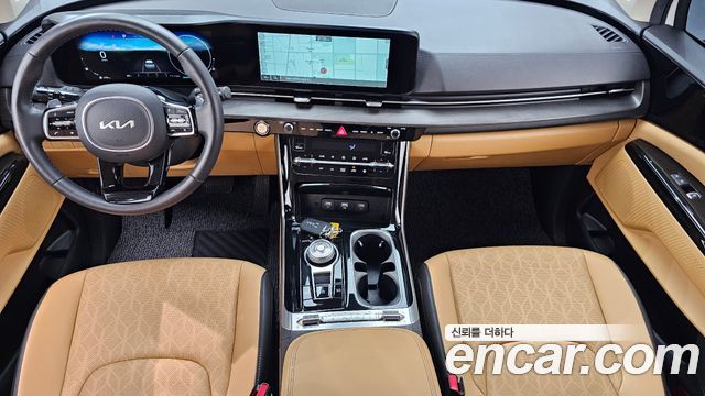 Kia Canival 2023 — photo 10