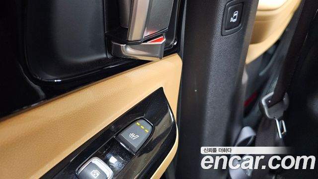 Kia Canival 2023 — photo 25