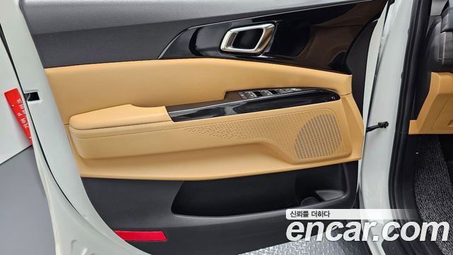 Kia Canival 2023 — photo 14