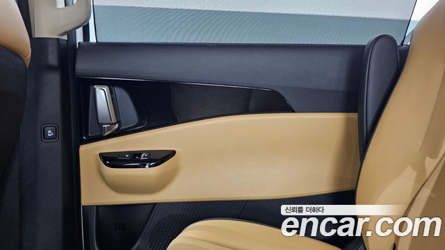 Kia Canival 2023 — photo 15