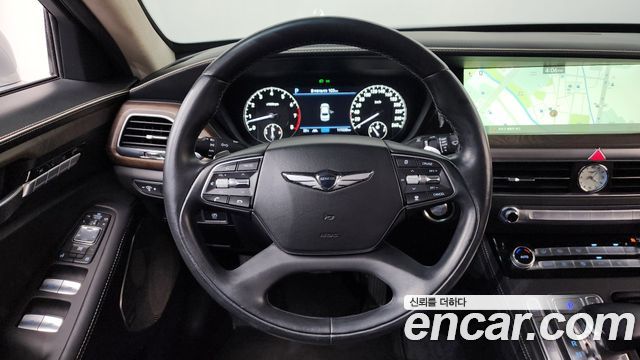 Genesis G90 2019 — photo 17