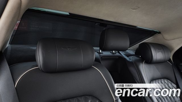 Genesis G90 2019 — photo 21