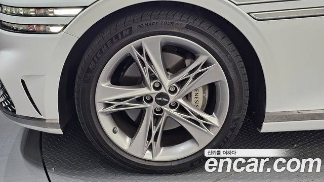 Genesis G90 2023 — photo 5