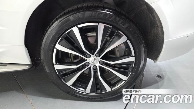 Volvo XC60 2023 — photo 7