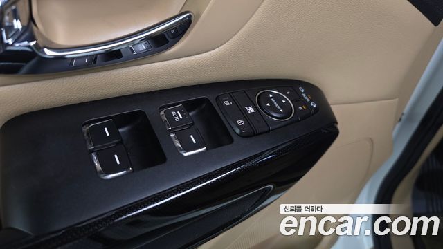 Kia Canival 2017 — photo 30