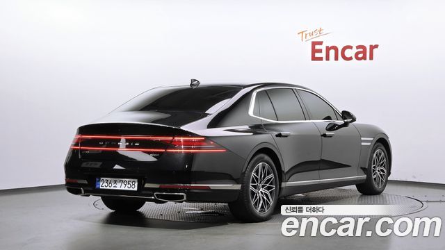 Genesis G90 2022 — photo 2