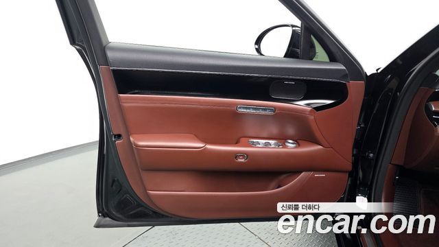 Genesis G90 2022 — photo 14